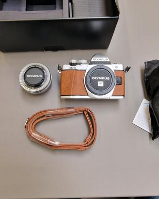 olympus m10mk2 limited brown