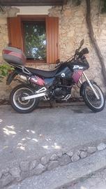 Suzuki DR RS 650