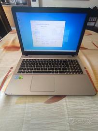 NOTEBOOK ASUS  15.6 POLLICI