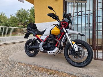 Moto Guzzi V85TT