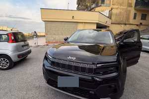 Jeep Avenger e-Hybrid Summit