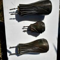 portafiori in bronzo