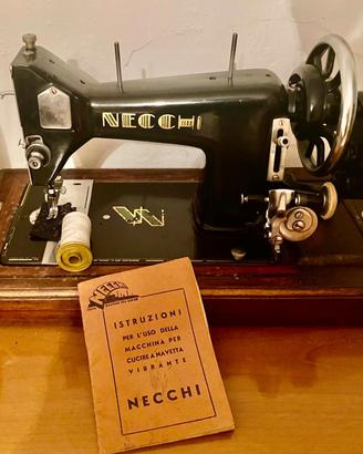Macchina per cucire NECCHI