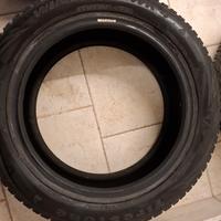 4 Pneumatici invernali 195/55 R16 87H usati 