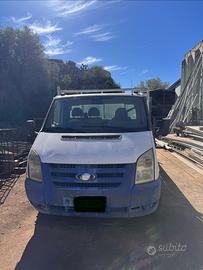 Autocarro Ford Transit