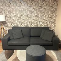 Divano 3 posti con pouf