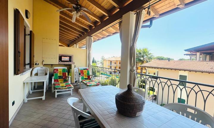 2 LOCALI A TOSCOLANO-MADERNO