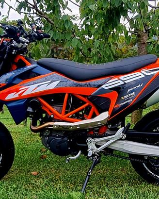 KTM 690 SMCR 2024