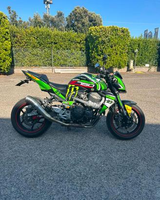KAWASAKI Z 750 .