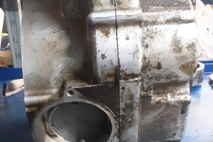 Coppia carter SUZUKI GZ 250 MARAUDER 99/07 COMPATI