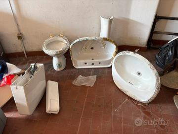 Serie Sanitari bagno vasca lavandino gabinetto