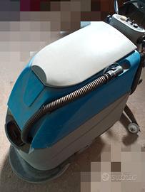 Lavasciuga pavimenti 