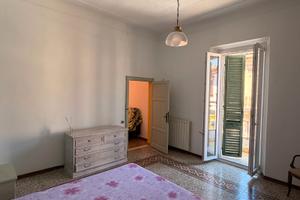Piombino Bilocale con servizi in centro 4+4