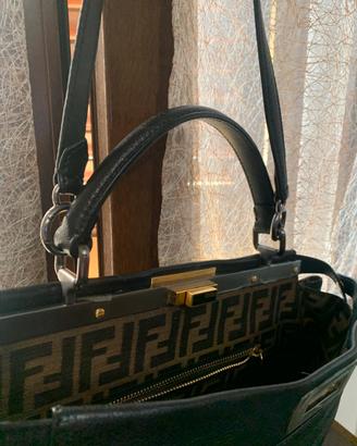 Borsa Peekaboo FENDI