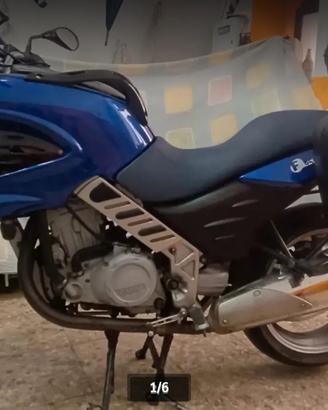 BMW F650CS Scarver
