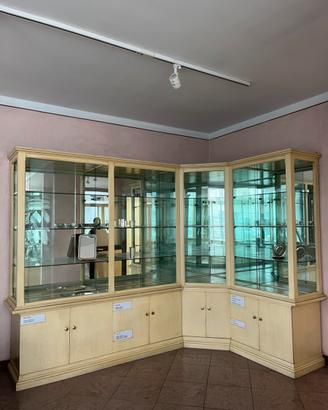 Vetrina arredamento casa negozio