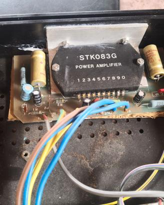 2 amplificatori audio STK083G Sanyo