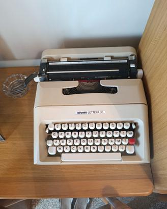 Macchina da scrivere come nuova 