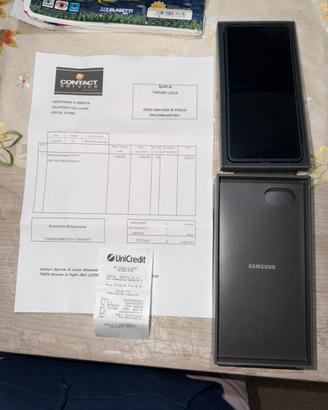 Samsung Z Flip