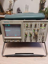 Oscilloscope TEKTRONIX 2445A  analogico