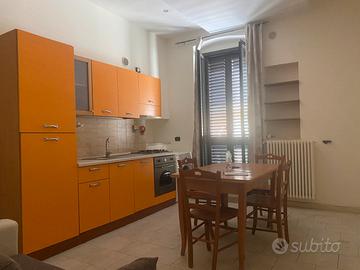 Bilocale  arredato indipendente con terrazzo