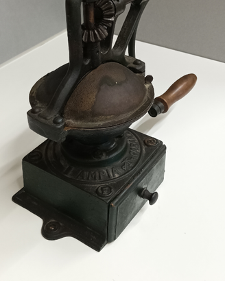 Macina macinino caffè antico antiquariato vintage