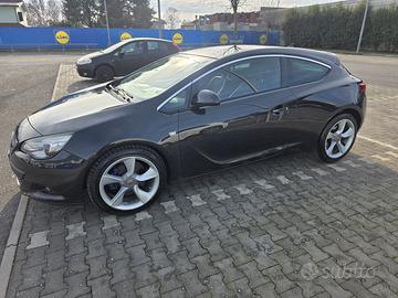 Opel astra 2.0 CDTI GTC 165 CV