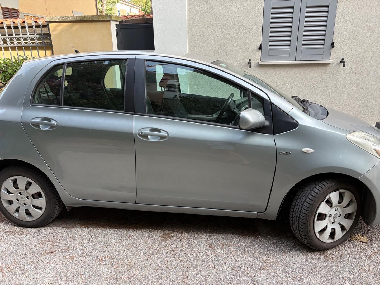 Toyota Yaris 2006 photo 3