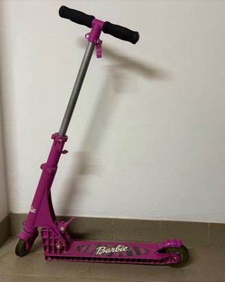 Monopattino barbie
