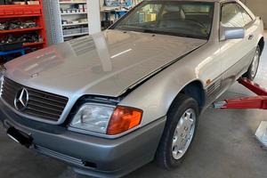 Mercedes SL R129 3.0 24 valvole per ricambi (2a)