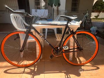 Bici da corsa stile urban unieuro