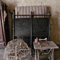 letti armadio SGRANAPANNOC macchina  cucire Singer