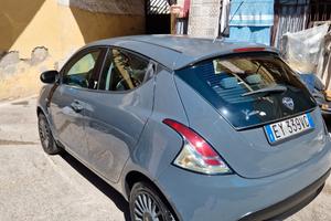 Lancia Ypsilon 2015 Multijet 