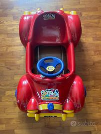 Macchina di topolino per bambini