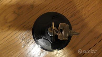 Tappo benzina per auto diesel universale