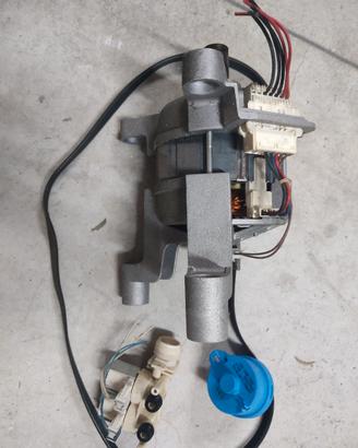 motore lavatrice Indesit 7kg