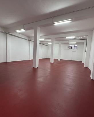 Latiano spazi commerciali 1600m2 forte passaggio