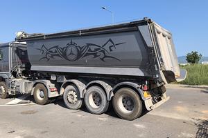 Mercedes-Benz Arocs 530 e vasca Andreoli