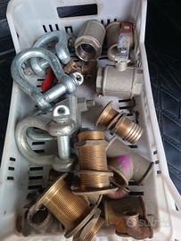 Presa mare / passascafo/ raccordi/valvole