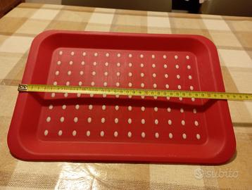 Vassoio in plastica e contenitore per aglio