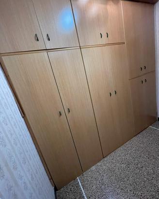 Armadio in legno 6 ante con letto singolo