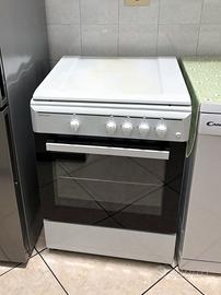 Cucina a Gas con forno Elettrico