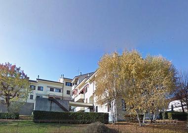 Bilocale con posto auto Biassono libero subito