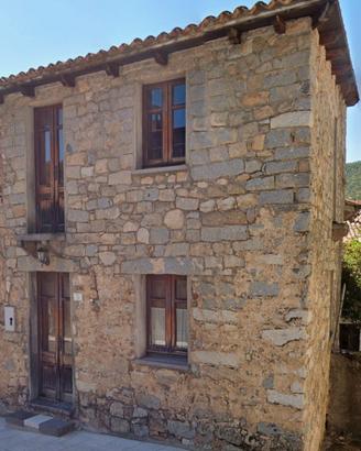 Casa Rustica in Pietra a Tiana (NU) – 90 mq²