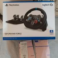 Volante e pedaliera Logitech