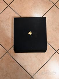 PS4 Pro 1TB + controller DualShock 4