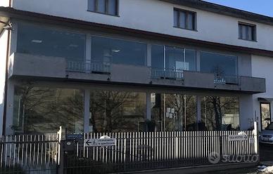 Locale commerciale/artigianale di 170 mq