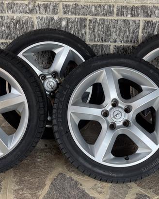 Cerchi in lega 17” Opel Astra SW 2008