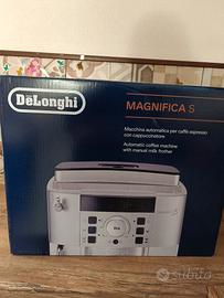 macchina caffè DeLonghi 