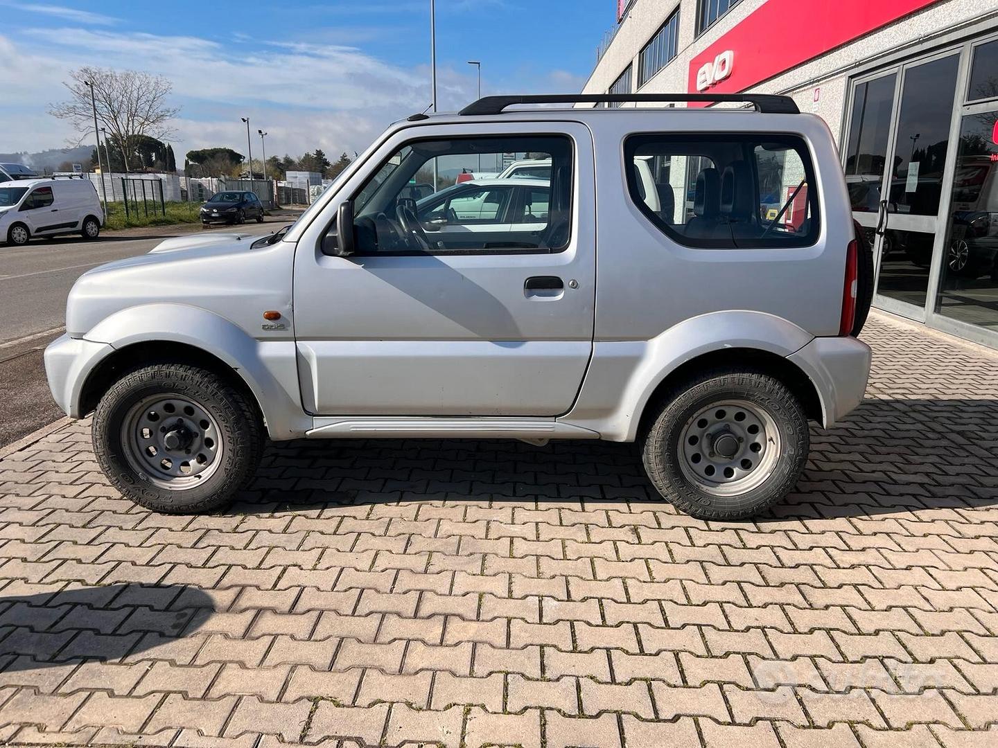 Subito CONCESSIONARIA GIOVANILI AREZZO Suzuki Jimny 1.5 DDiS